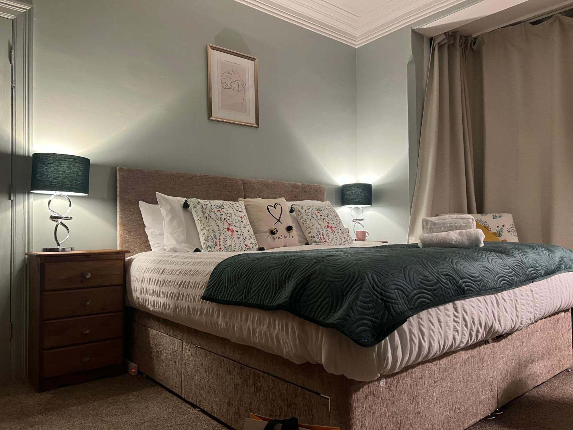 Appartement The Rose- Grd Floor, 2-5 Beds, Smarttv, Uni, Tram, M250 Fibre à Nottingham Extérieur photo